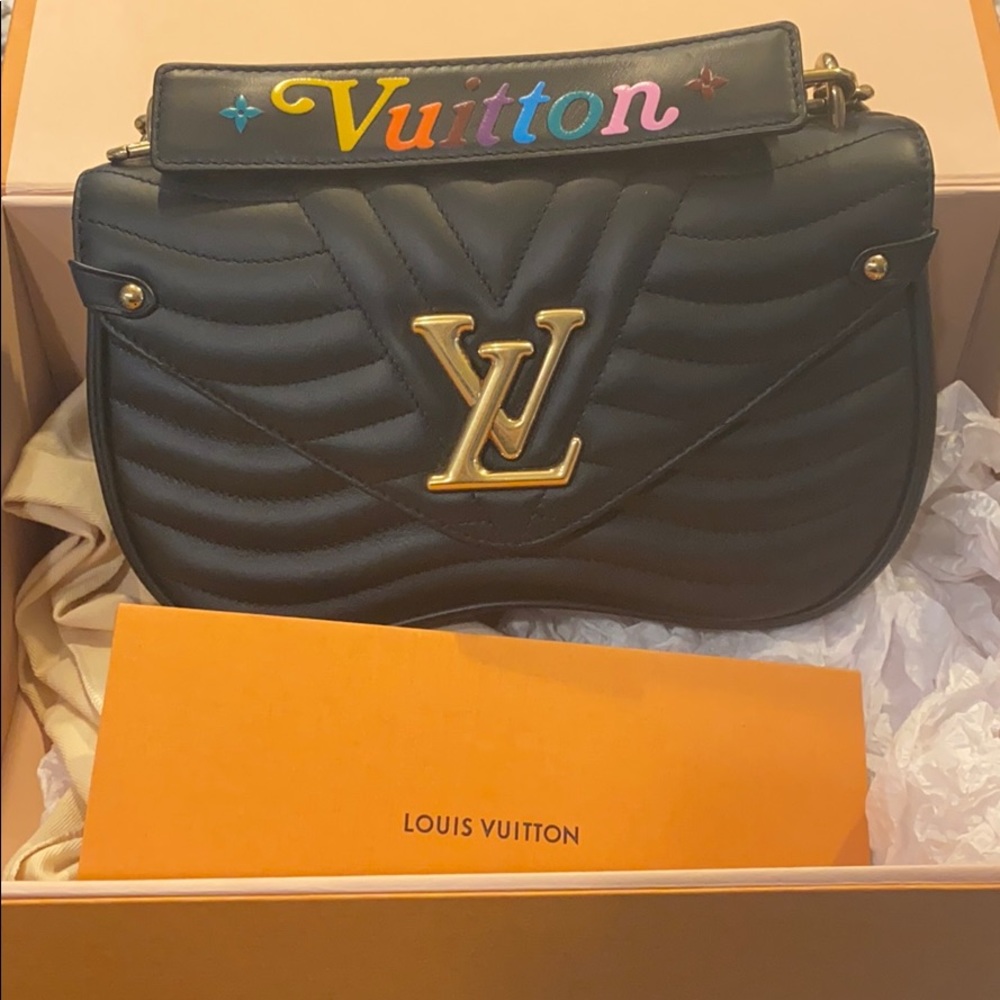 Louis Vuitton MM New Wave